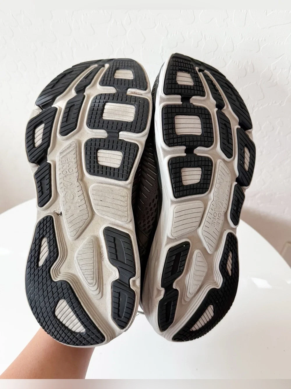 Hoka One One hoka one